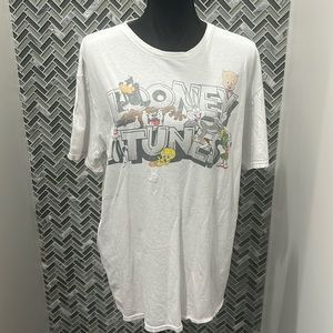 Looney Tunes t-shirt
